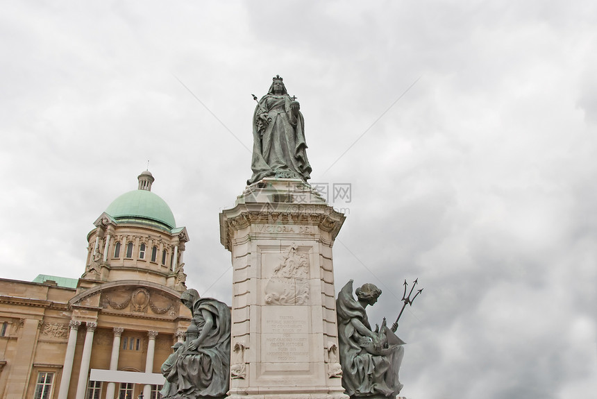 维多利亚王后女神像帝国君主女士雕像历史纪念碑地标城市雕塑版税图片