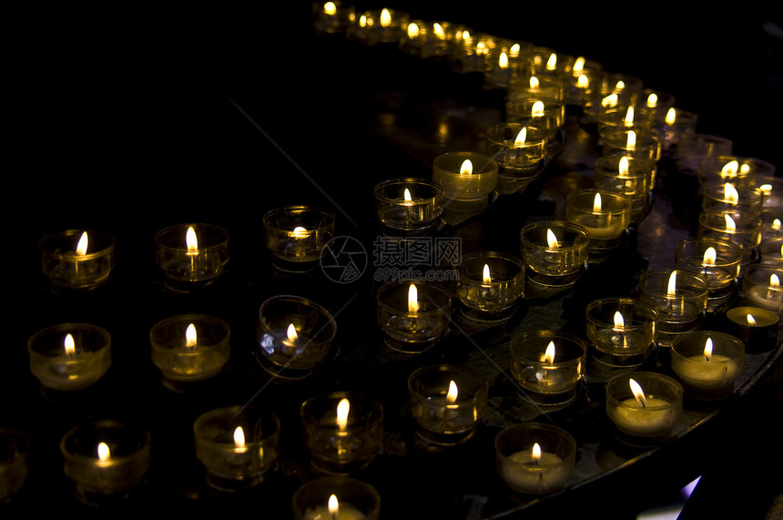 蜡烛祷告宗教教会火焰精神烛光图片