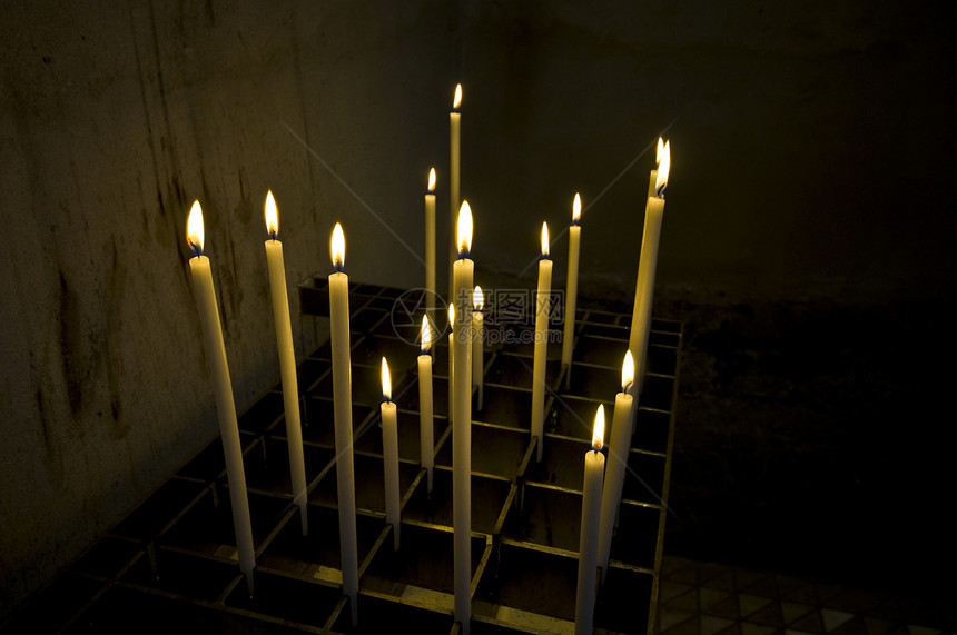 蜡烛精神烛光宗教祷告火焰教会图片