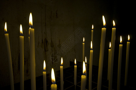 蜡烛教会祷告宗教火焰烛光精神背景图片