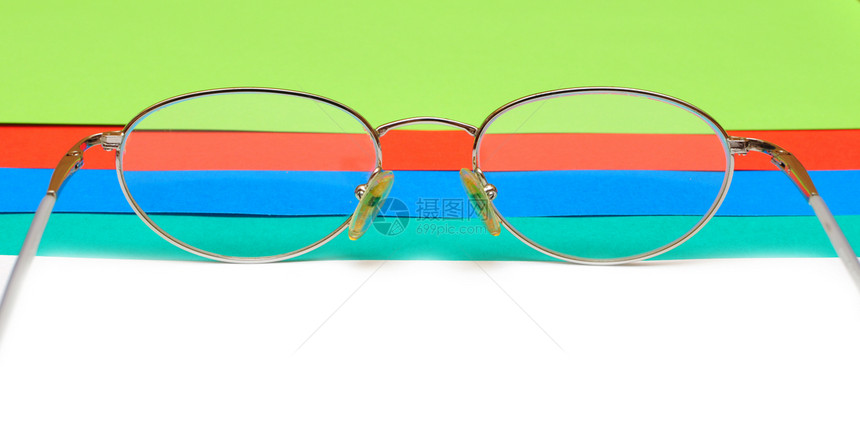 眼镜框架绿色阅读红色蓝色白色镜片图片