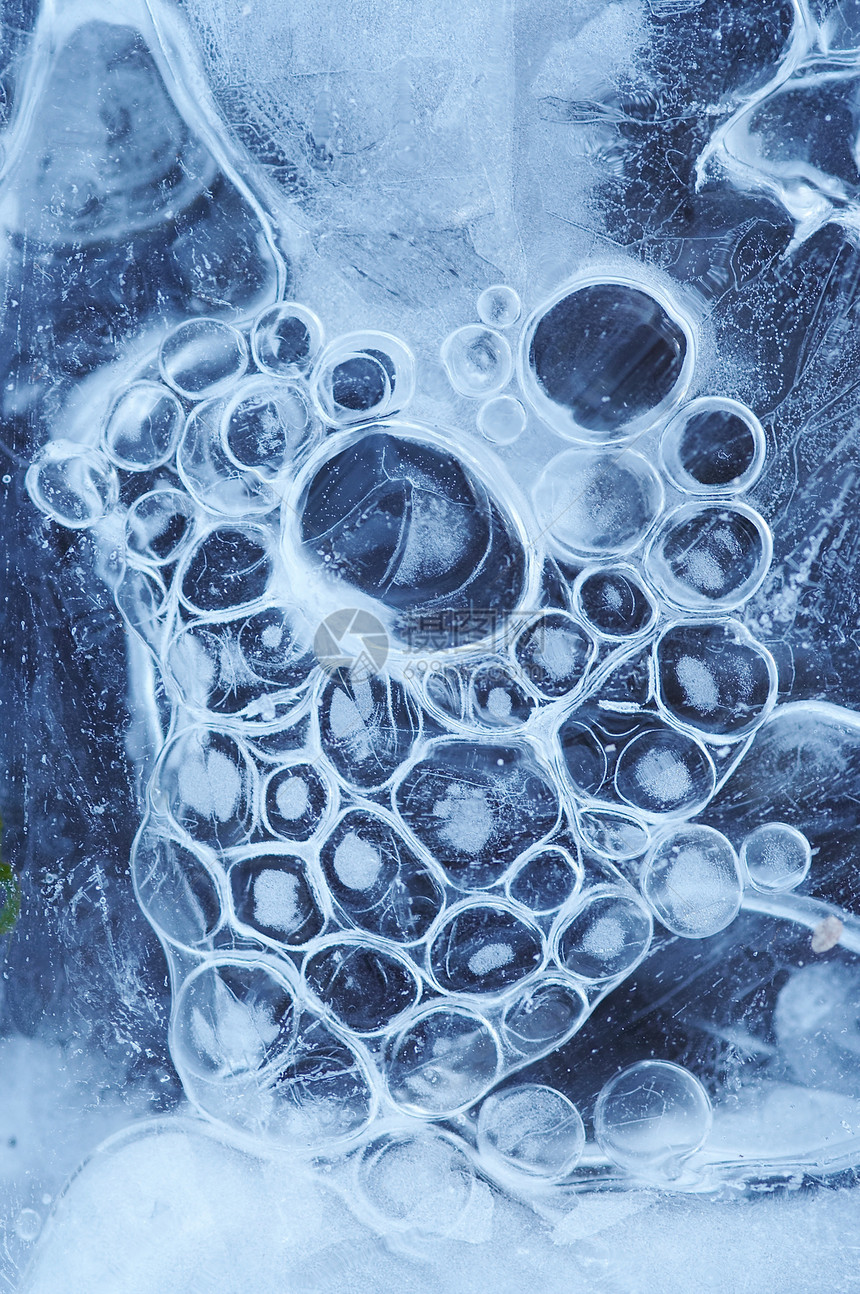 冰雪结冰 有冷冻的泡沫图片