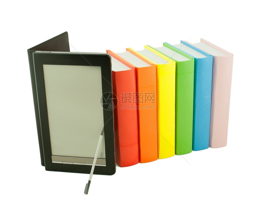 白纸上隔绝的多彩书籍和电子图书阅读器学习文学技术教育电子教科书展示小说读者数字化图片
