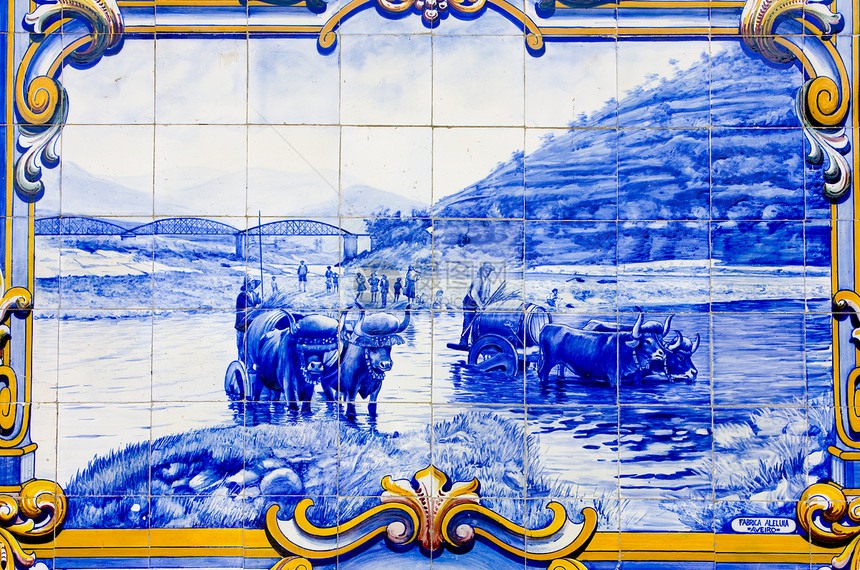 平豪 杜罗谷 波尔等地火车站的瓷砖艺术绘画装饰河谷外观蓝色图片