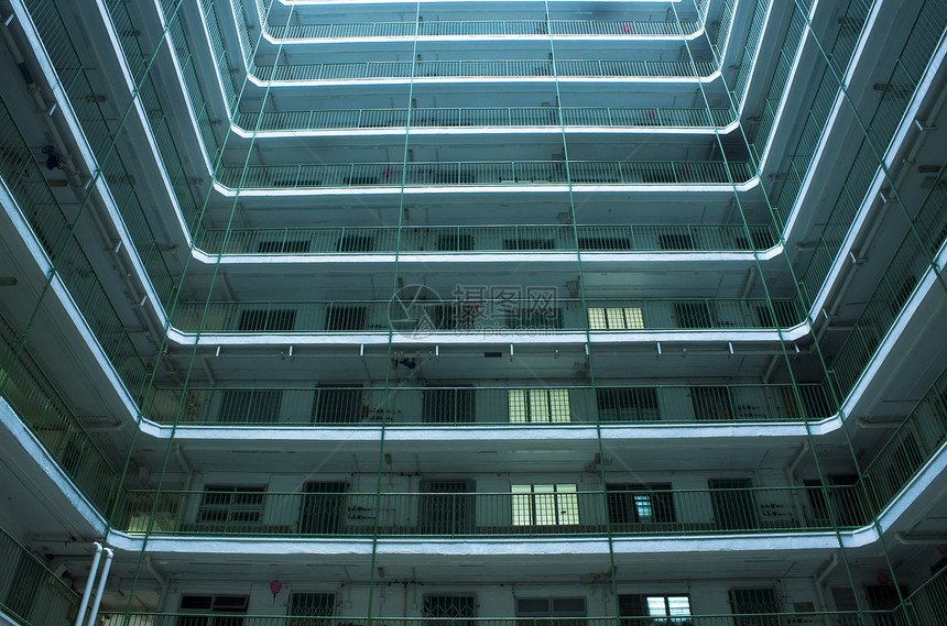 香港公共住房公寓区一楼土地建筑家庭房子住宅财产蓝色天空城市民众图片