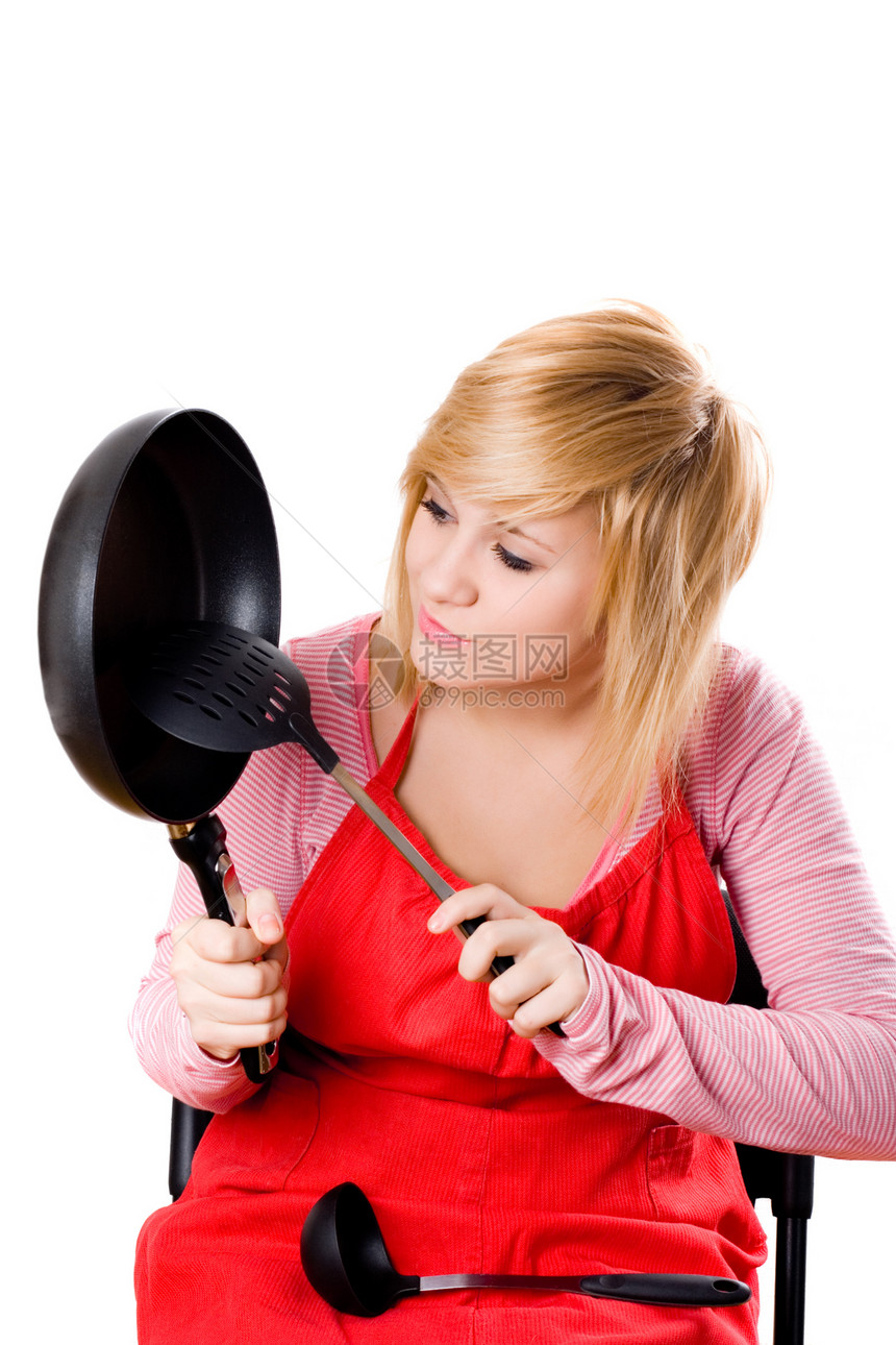 带厨房用安提服的自家主妇围裙微笑衣冠成人家务家庭妻子金发女郎红色帽子图片