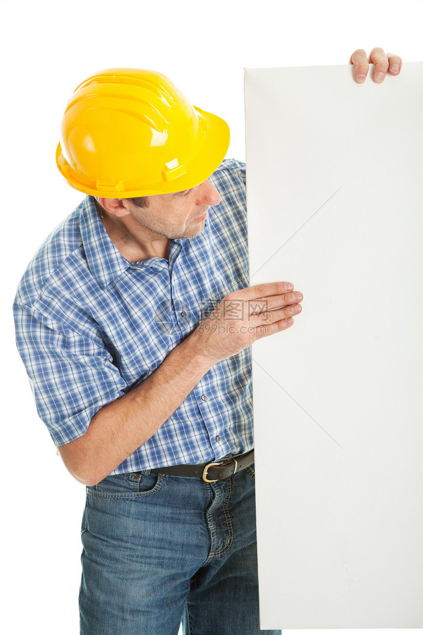 显示空版板的自信工人广告牌木匠男人衬衫木板男性工作成功安全横幅图片