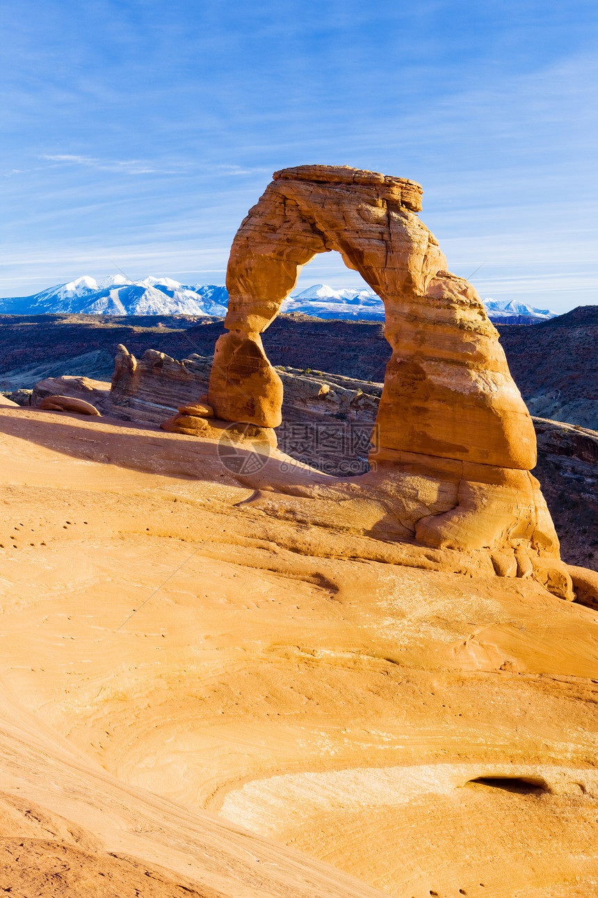 美国犹他州犹他州 Arches国家公园自然保护区侵蚀地质学岩石地质山脉外观风景拱门构造图片