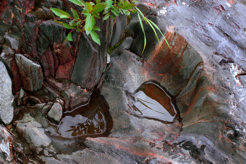 石石头交响乐岩石石头卵石绿色巨石水平反射红色图片
