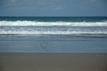 庞岸达兰海滩风景优美的西爪哇高清图片