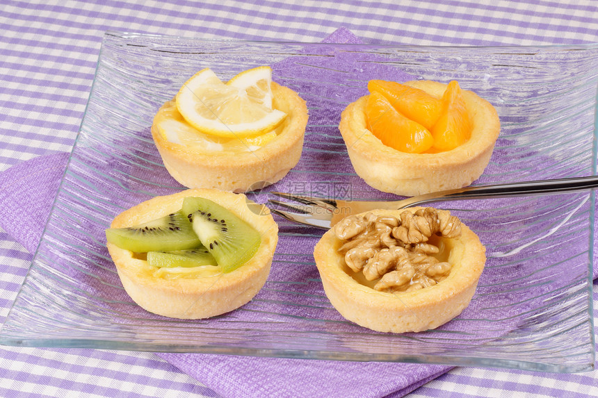 微型水果果塔奇异果糕点粉色宏观甜点玻璃食物柠檬水平核桃图片