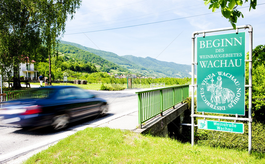 奥地利下奥地利Wachau地区瓦豪州维基栽培区外观世界运输车辆道路个人位置交通速度世界遗产图片