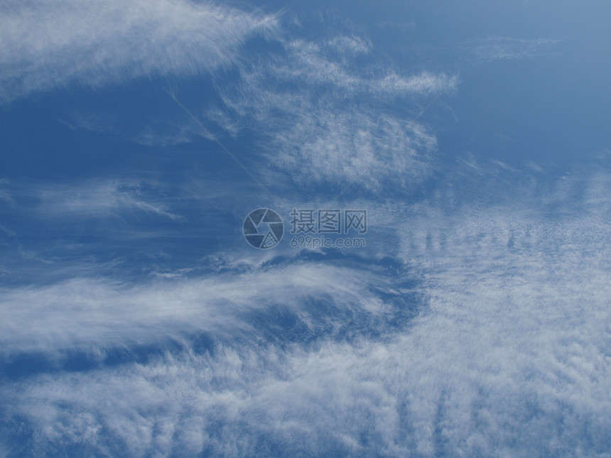 蓝蓝天空晴天多云材料白色天气图片