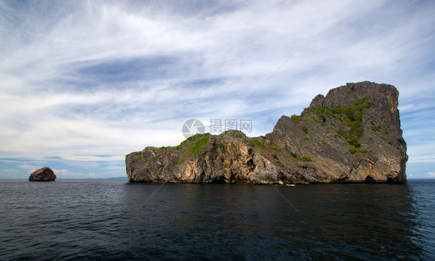 岩礁海海浪海滩场景岩石海岸线自然荒野海洋石头天空图片