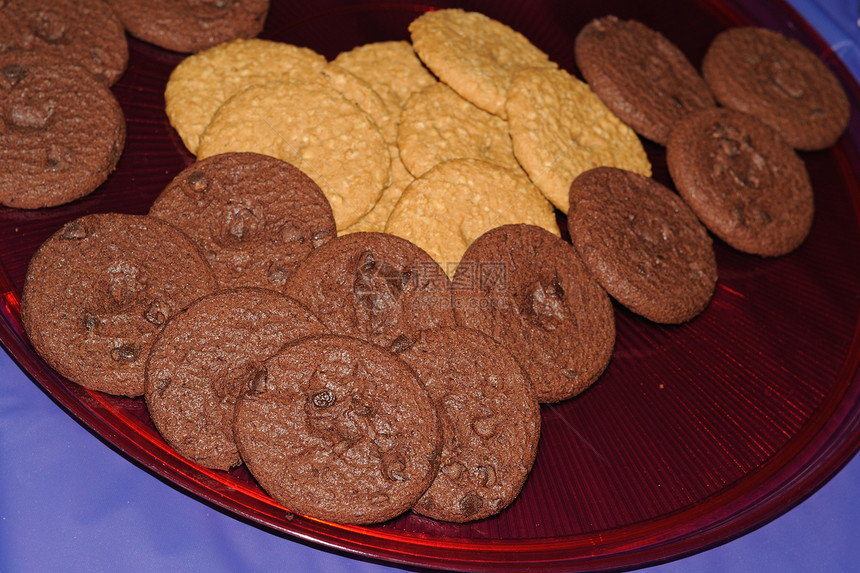 Cookies 饼干盘子小吃桌子食物巧克力饥饿诱惑牛奶蛋糕育肥图片