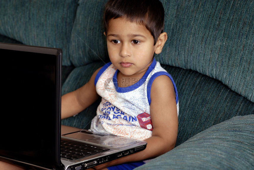 学习屏幕女孩网络震惊孩子情感婴儿惊喜笔记本键盘图片