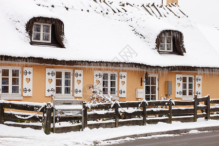 丹麦家庭小屋背景图片