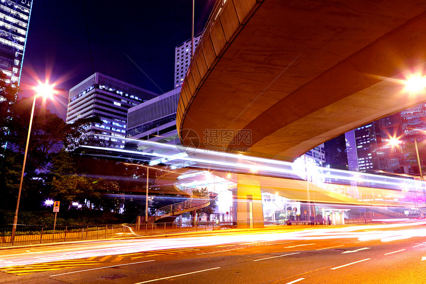 特大城市的光线足迹商业交通市中心戏剧性场景街道景观运动驾驶图片
