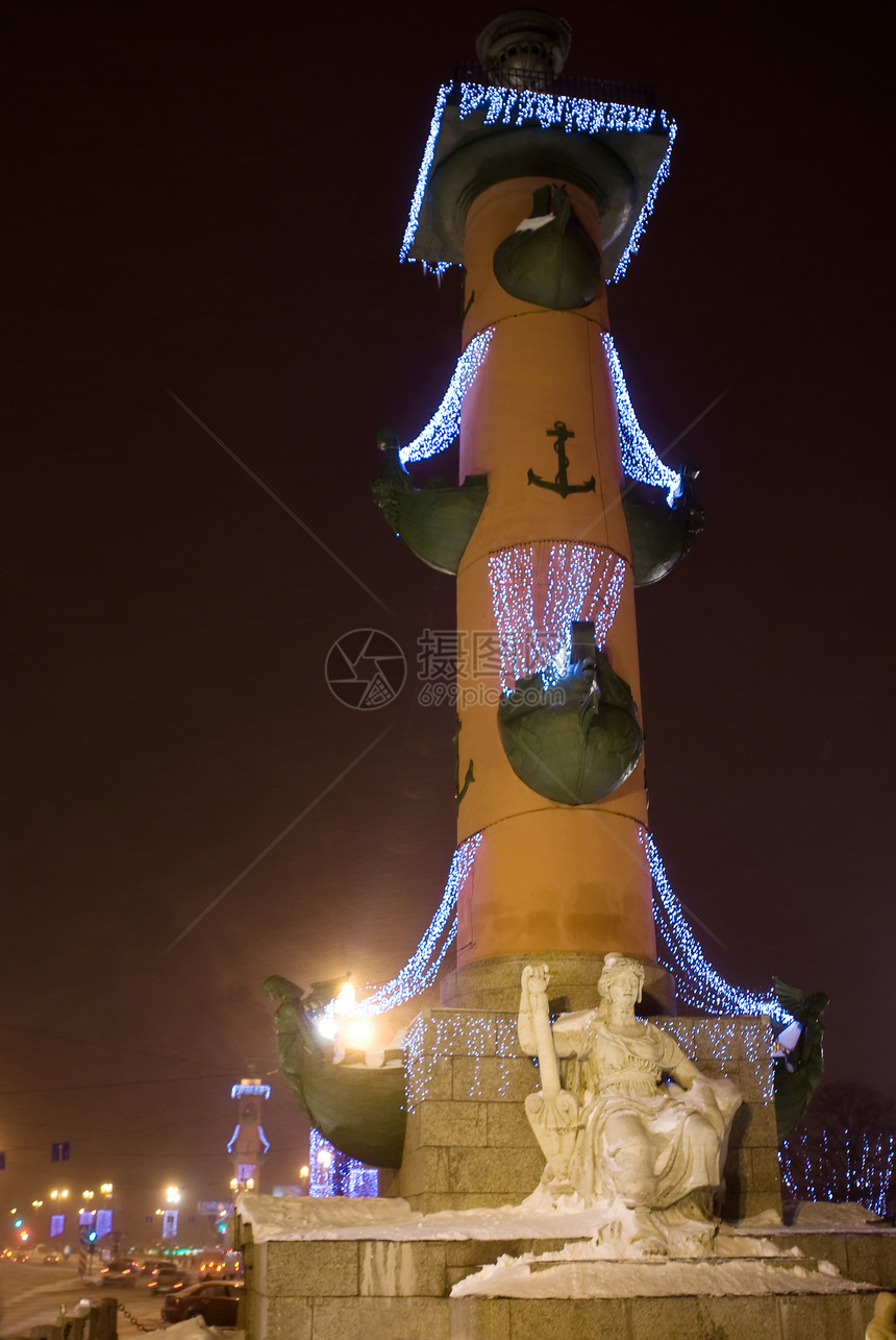 圣彼得堡的夜间奎恩景色图片