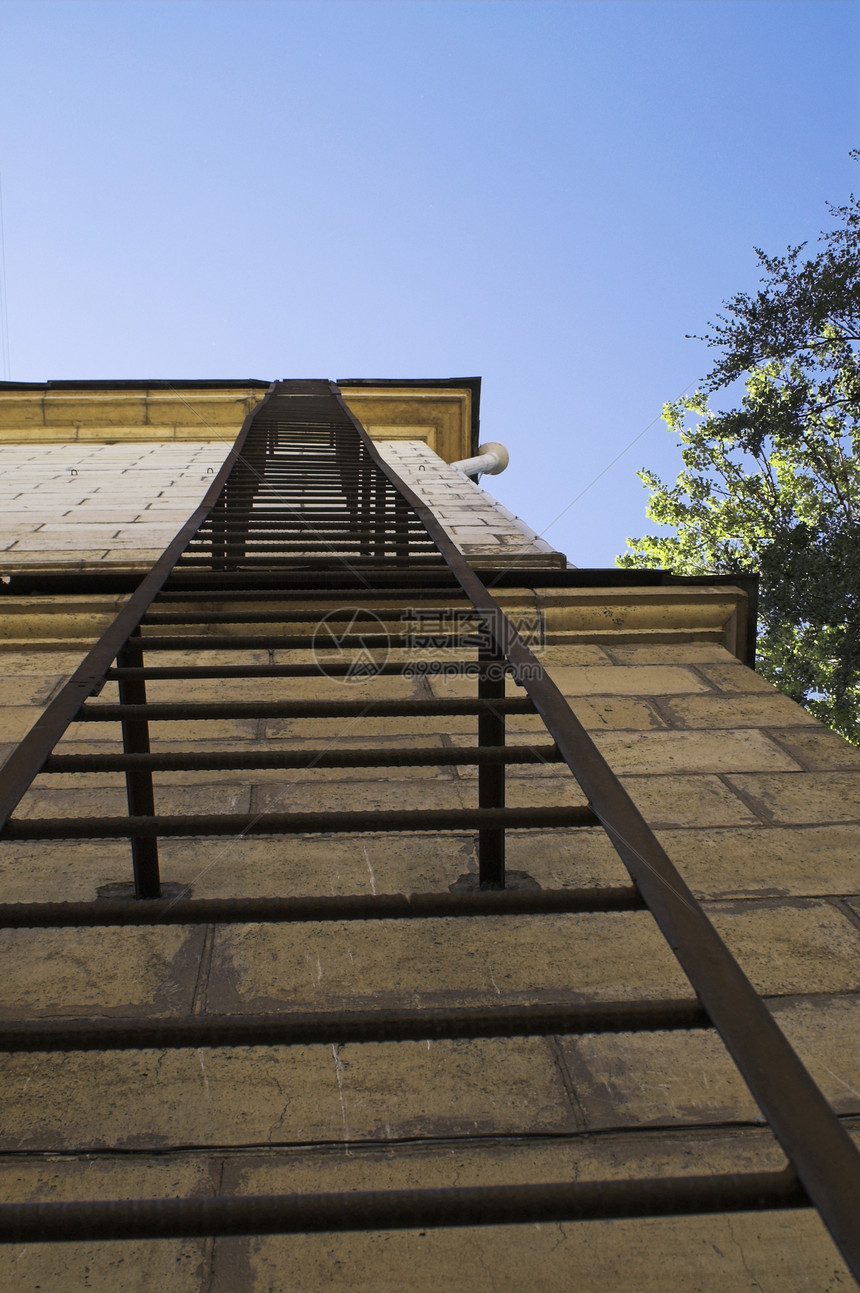 应急楼梯公寓住宅建筑学财产救援栏杆屋檐地面情况出口图片