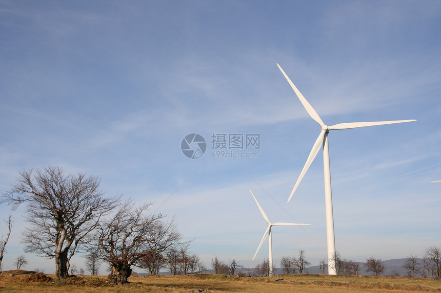 风车景观植物天空力量蓝色发电厂生态发电机风力车站图片