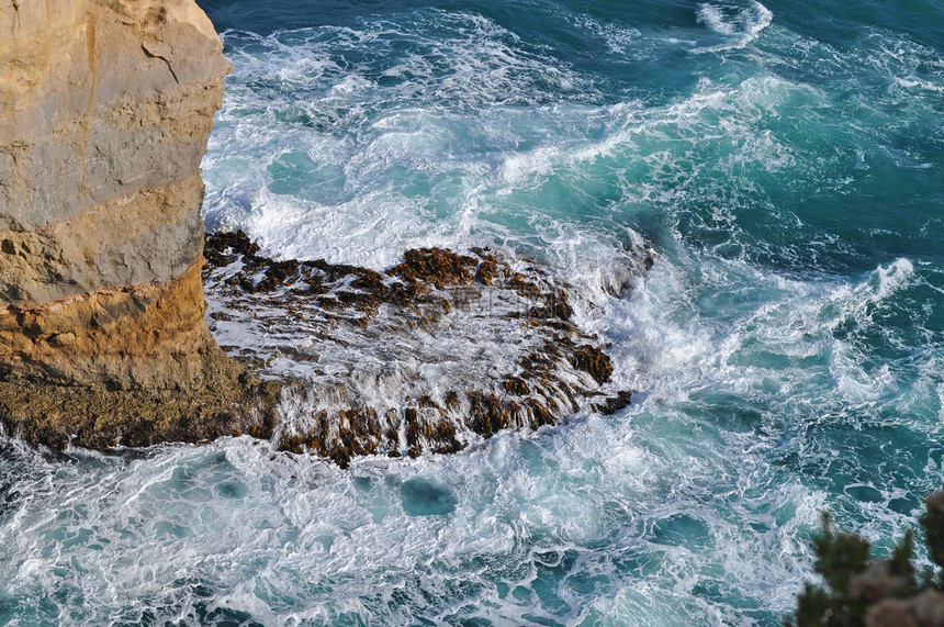 美丽的蓝大洋浪潮 澳大利亚海岸线海洋公园岩石明信片编队游客侵蚀石灰石海岸图片