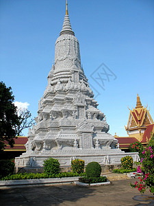 柬埔寨国王诺罗杜姆一世的斯图帕贵宾王室信条宗教纪念碑建筑高棉语丧葬宝塔背景