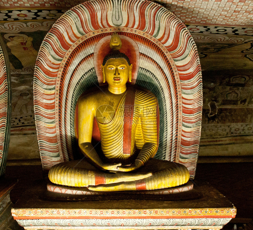 达姆布拉寺庙文化吸引力岩石宗教历史性考古学洞穴石头金子图片