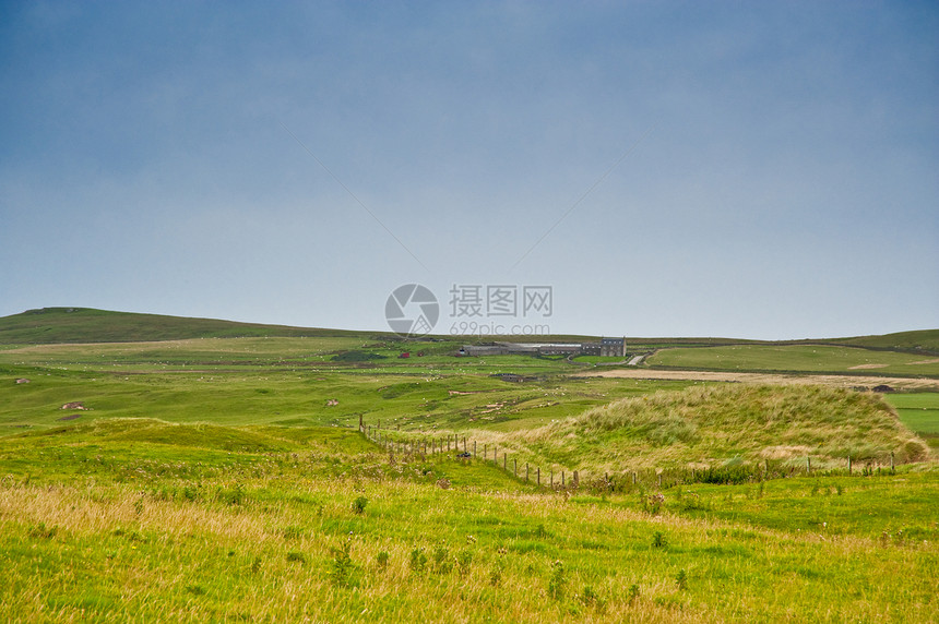 环中字段乡村高地农村天空草地场地爬坡小岛图片