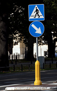 人行横道标志十字路口标志路口命令信号城市警告街道交通角落安全背景