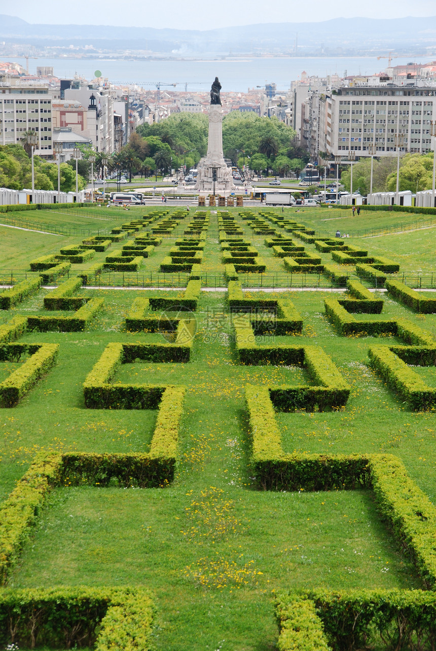 里斯本Eduardo VII公园历史性蓝色地标纪念碑场景建筑学城市天空花园建筑物图片