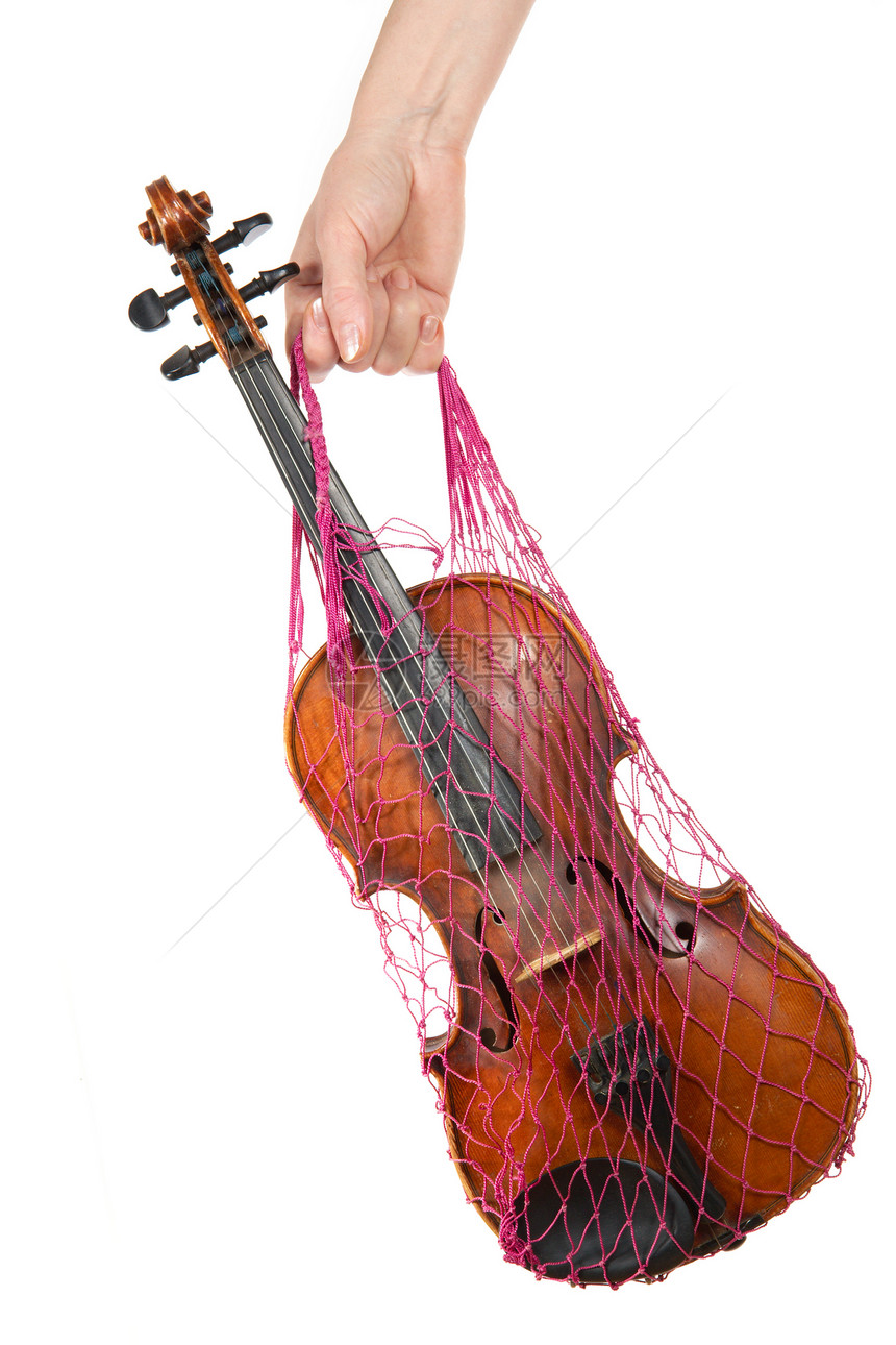 与小提琴手握着红网格的女子手 孤立无助白色礼物细绳商业宏观音乐购物红色包装乐器图片