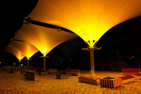 黄色的灯里斯本博览会公园城市灯灯型式设计背景