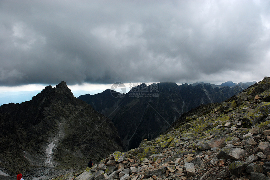 塔塔山场景海拔冒险山脉天空草地顶峰热情绿色山峰图片