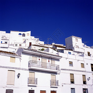 白宫建筑学村庄白色房屋天空蓝色背景图片