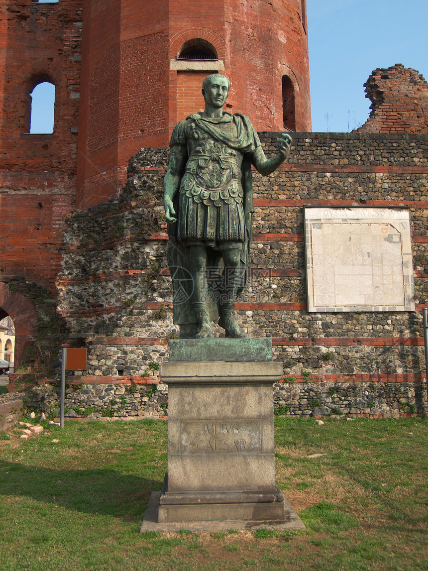 朱利叶斯凯撒神像地标纪念碑雕像建筑学废墟皇帝图片