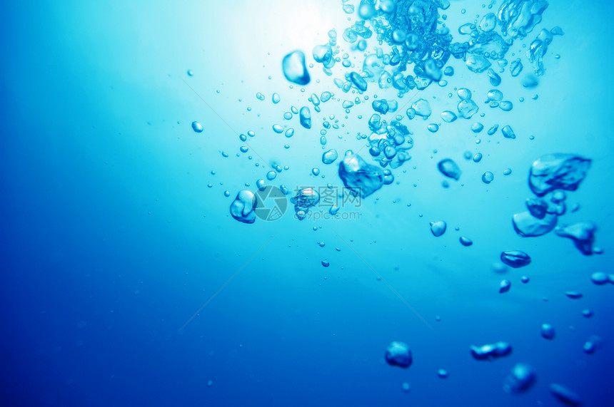 空气气泡水滴气源运动蓝色温泉潜水呼吸水泡气体水疱图片