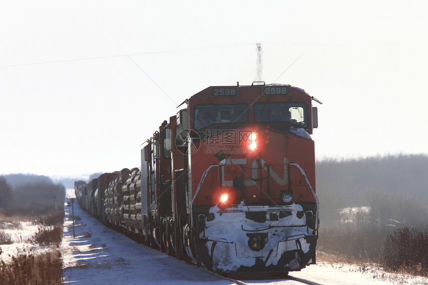 加拿大冬季的火车铁路公司机车过境航程技术货物引擎运输旅行图片