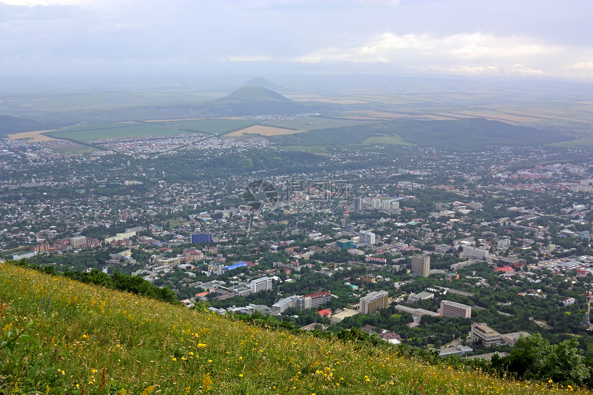 马舒克山丘的Pyatigorsk观图片