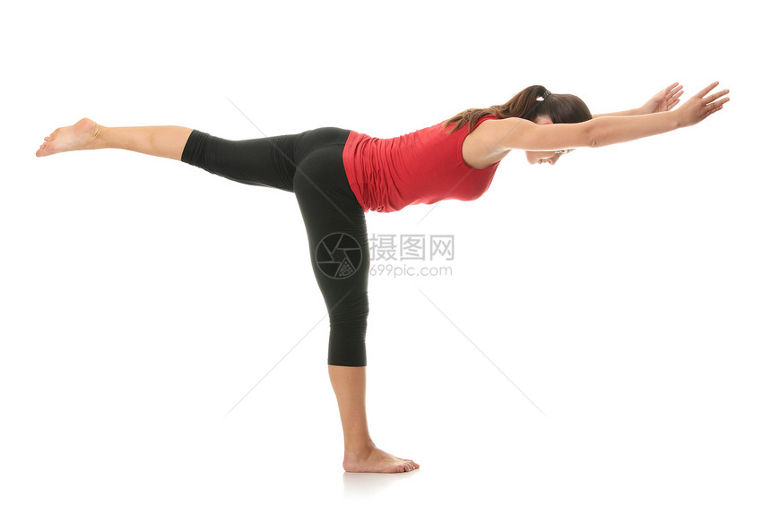 做瑜伽锻炼的年轻妇女平衡女性女孩数字运动健身房体操娱乐女士工作室图片