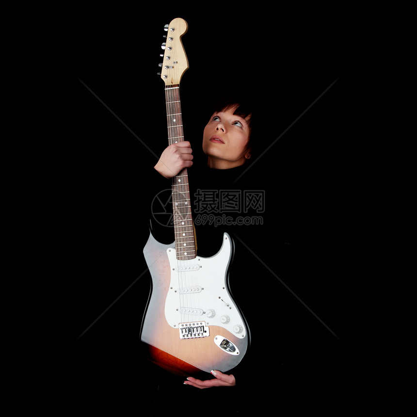 配有电吉他的女人青年音乐女士女性乐器吉他手文化艺人黑色演员图片