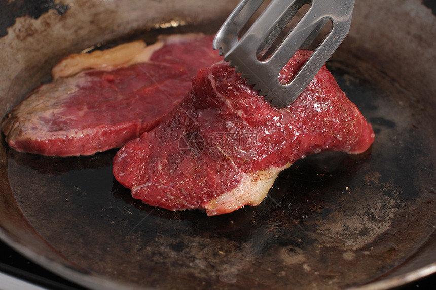 牛肉牛排午餐市场铸铁杂货店烧烤炒锅美食饮食门房课程图片