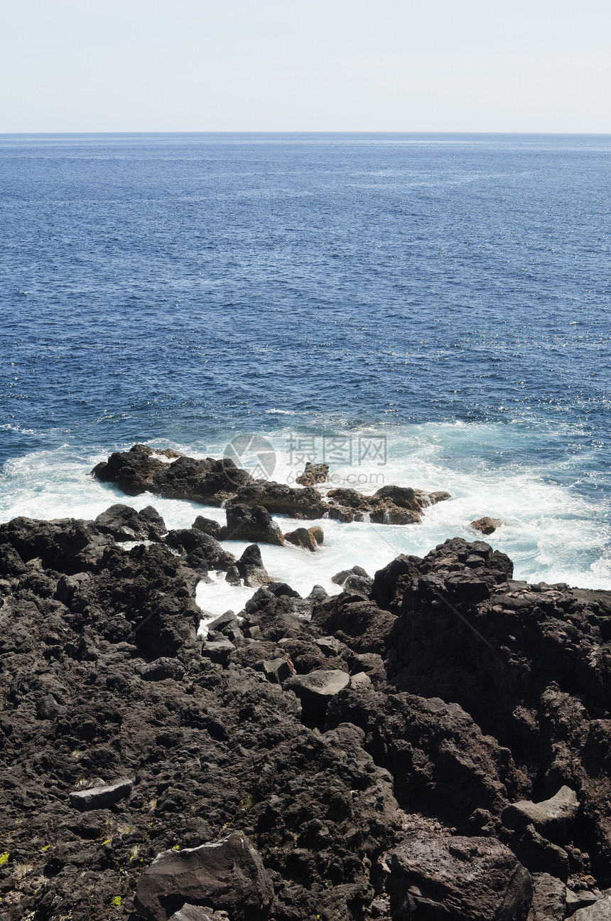 火山岩风景地质学海洋火山黑色悬崖崎岖海岸线岩石海岸图片