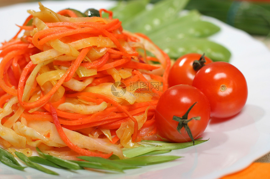 新鲜沙拉小吃蔬菜盘子胡椒绿色素食健康饮食洋葱晚餐节食图片