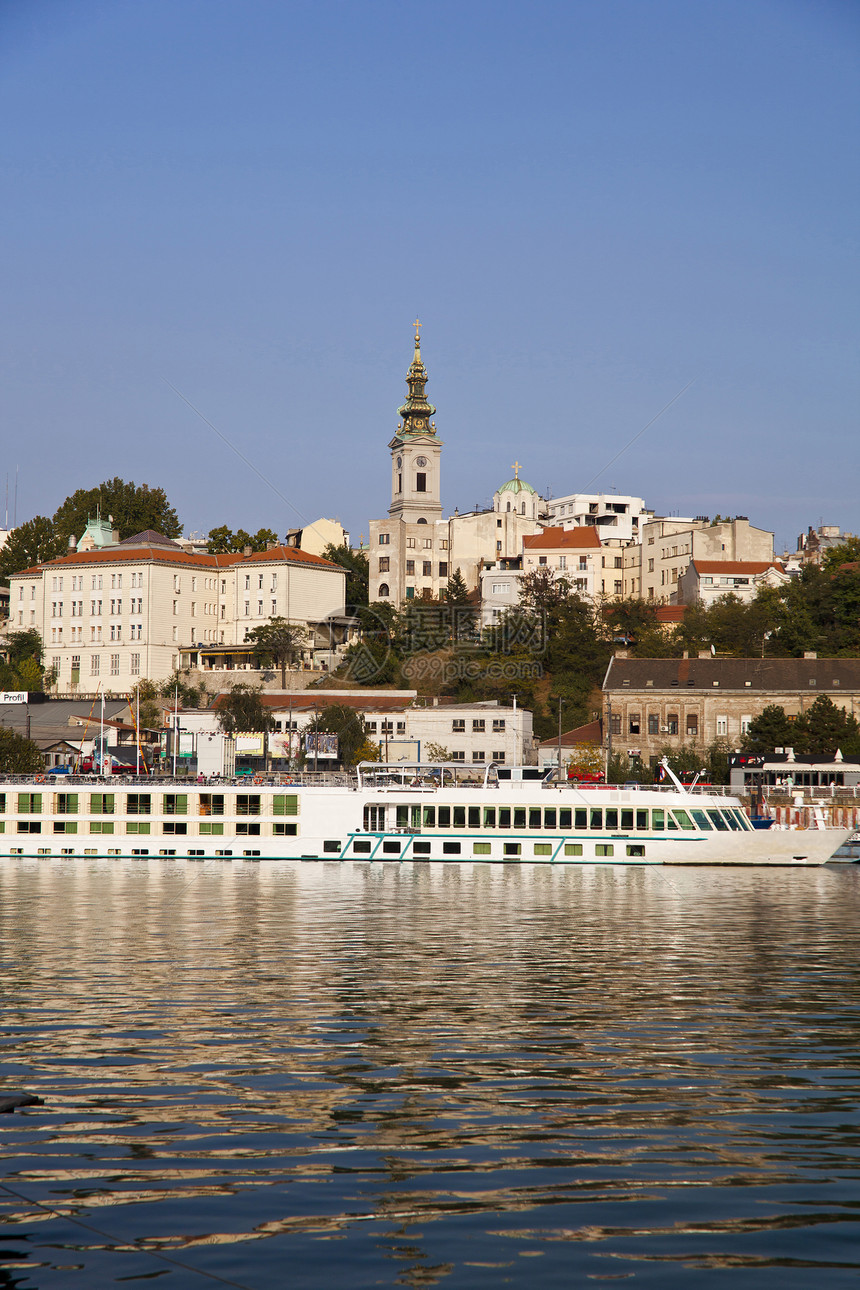 塞尔维亚首都贝尔格莱德 萨瓦河的景象建筑地方地标交通目的地教会风景流动旅游历史图片