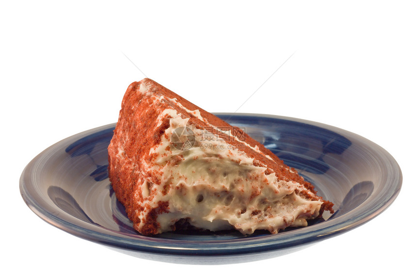 红色天鹅绒蛋糕蓝色鞭打食物小路剪裁甜点奶油状盘子白色图片