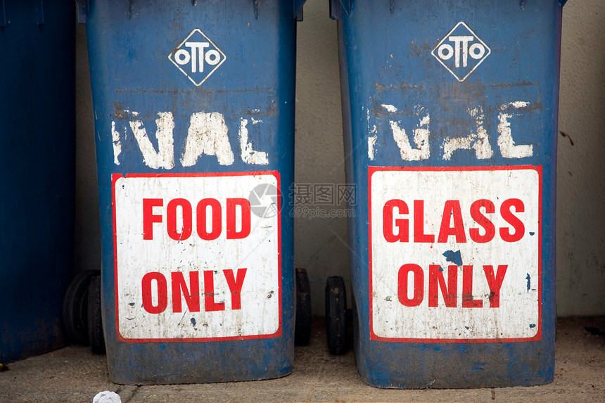 再循环垃圾食物垃圾场红色垃圾桶盖货物车轮玻璃回收环境图片