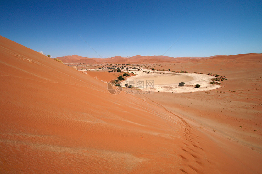 索苏武夫莱沙丘场地沙漠生态天空阳光干旱蓝色橙子太阳旅行图片