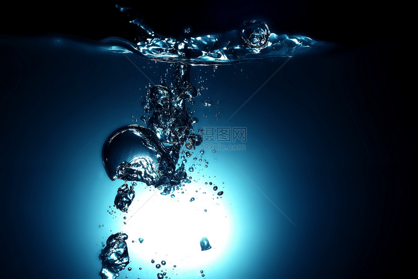 带泡沫的淡水墙纸速度水滴波纹温泉摄影蓝色浴缸宏观液体图片