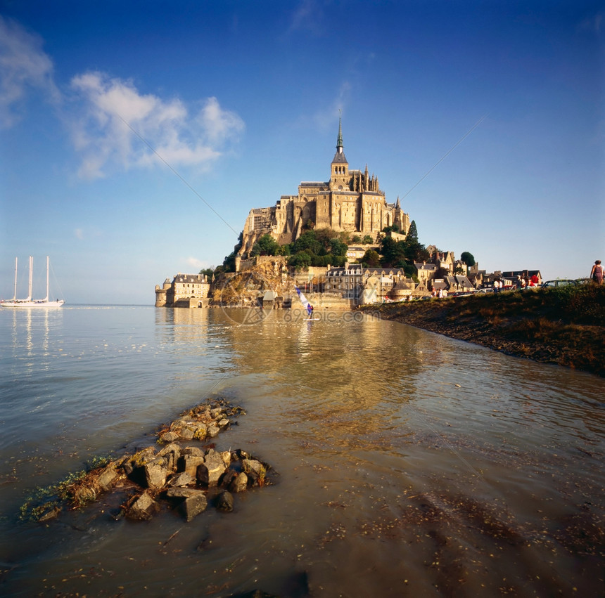 法国圣米歇尔 法国建筑学教会海滩爬坡岩石海岸支撑海洋图片